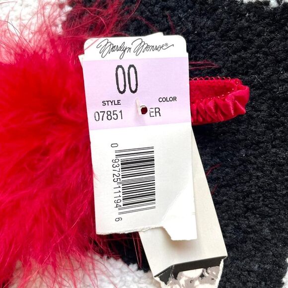 Red Satin Bustier Slip & Feather Thong Set M - Picture 8 of 8